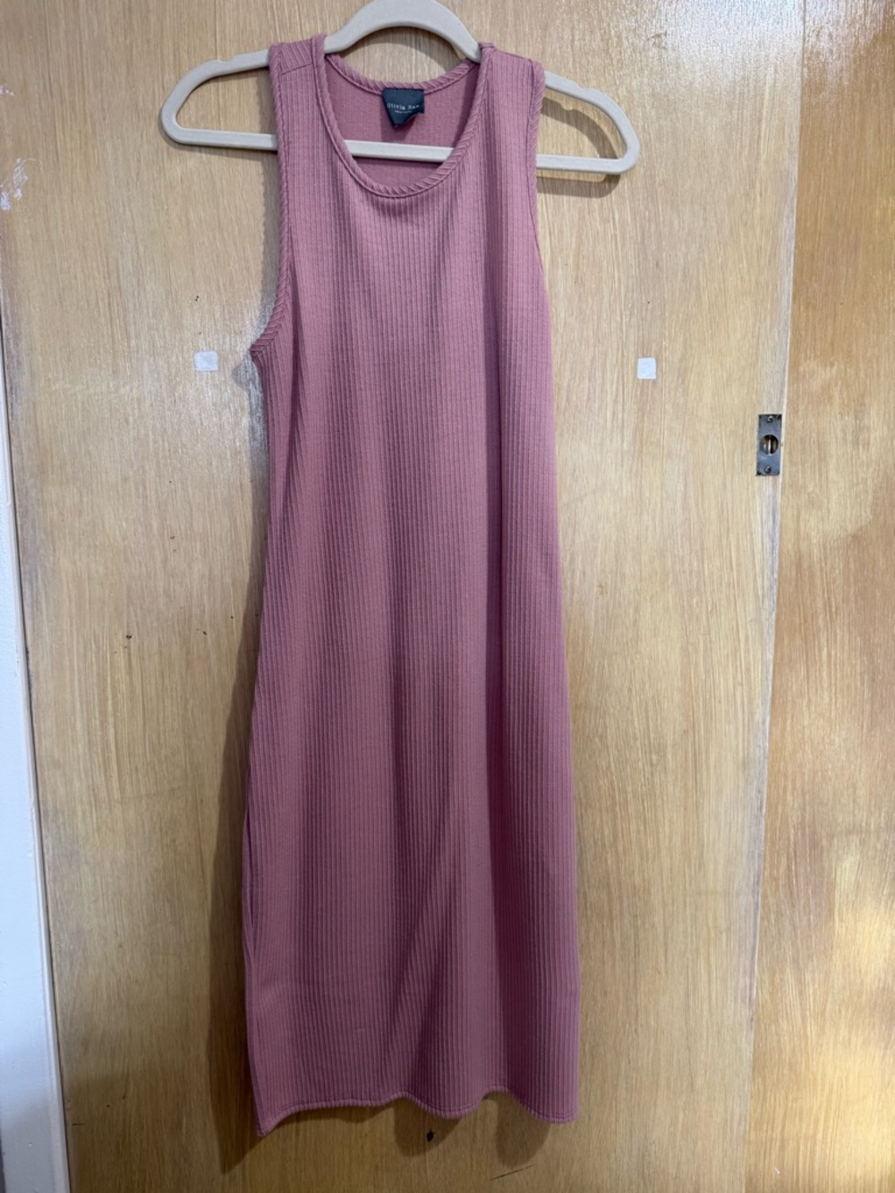 Olivia Rae Sleeveless Ribbed Midi Dress - Dusty Rose